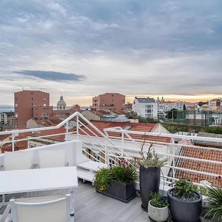 T1 Oasis With Amazing Terrace דירה