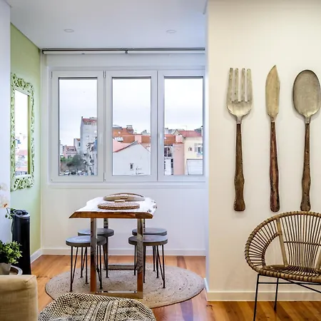 T1 Oasis With Amazing Terrace Appartamento Lisbona